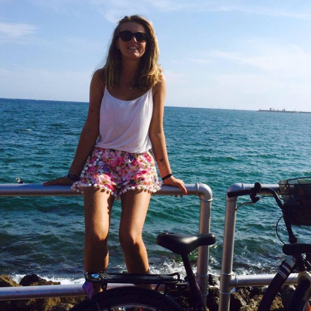 Meet your Posher, Lily